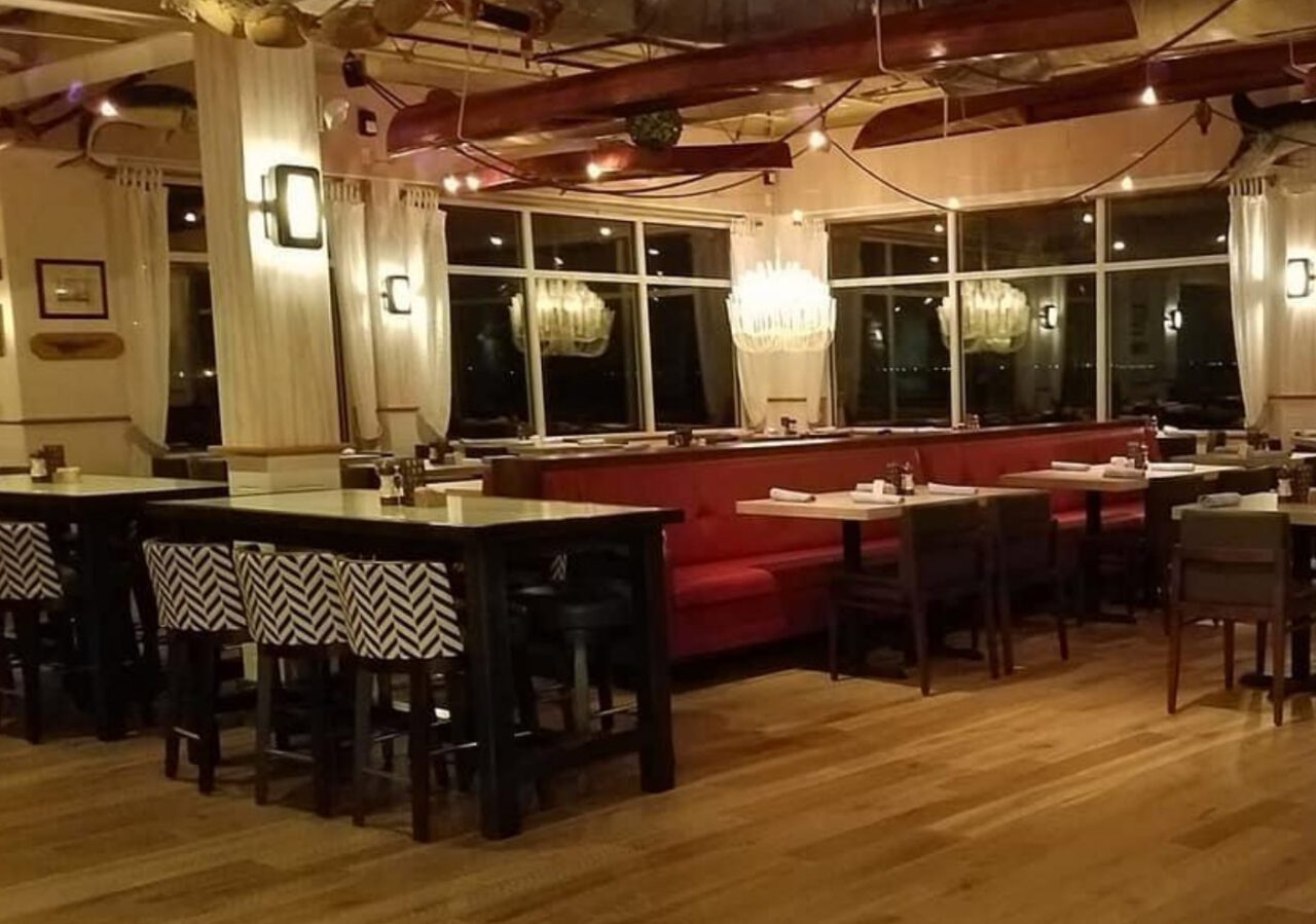 Restaurant News Dry Dock Waterfront Grill Has a Fresh New Look Gecko